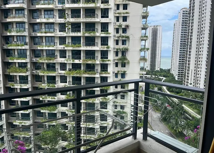 Forest City Homestay Ataraxia Park 3